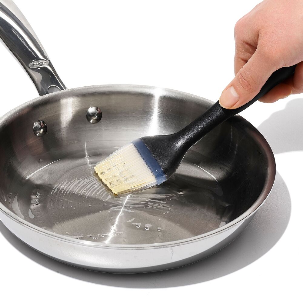 OXO Good Grips Silicone Pastry Brush B9