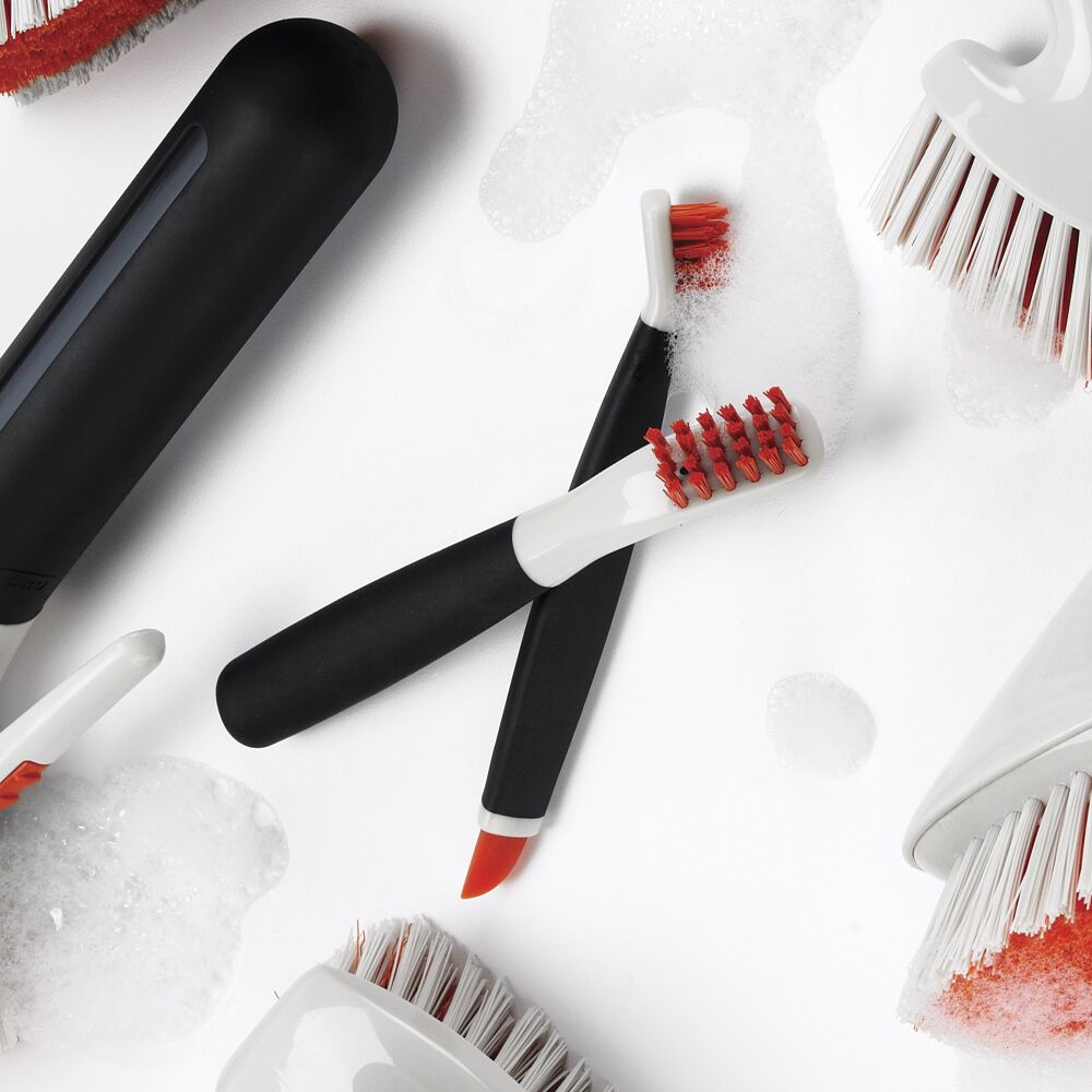 Deep Clean Brush Set Q0