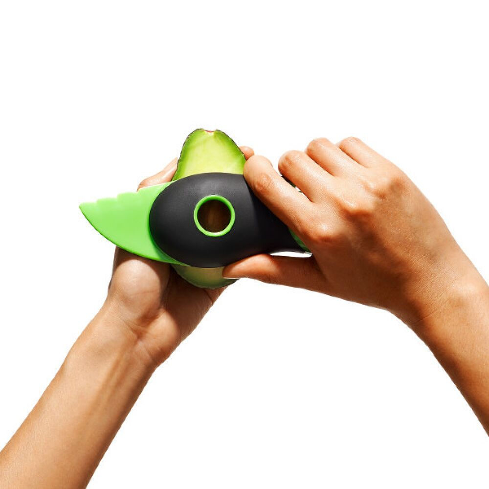 3-in-1 Avocado Slicer D7