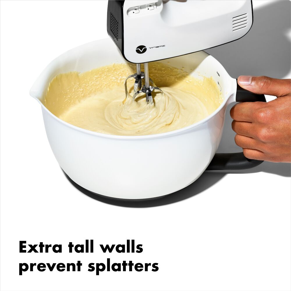 OXO Good Grips 4 QT./4 L. Batter Bowl with Lid P8