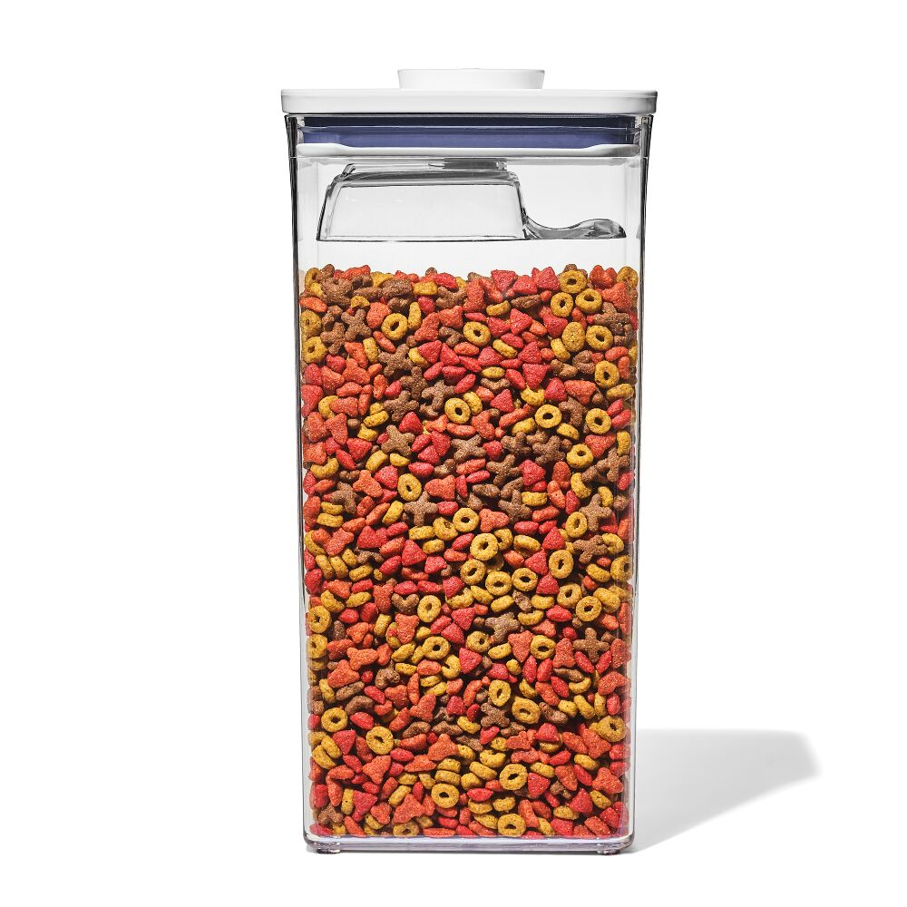 OXO Good Grips Pet POP Container – 6.0 Qt/5.7 L with Half Scoop K9