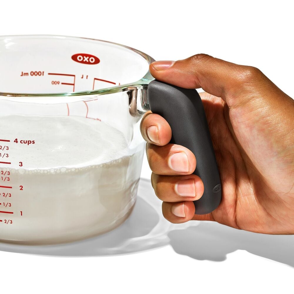 4 Cup Glass Measuring Cup R7