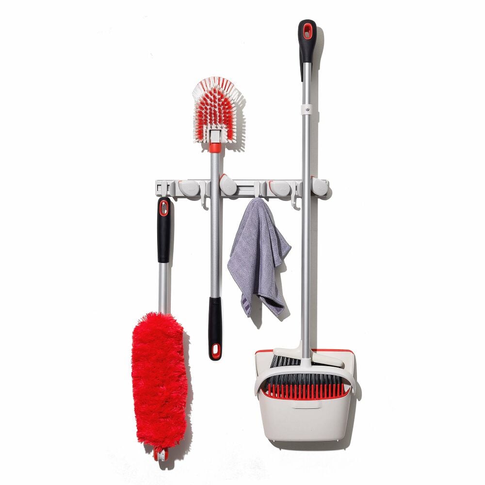Expandable On-The-Wall Organizer B3