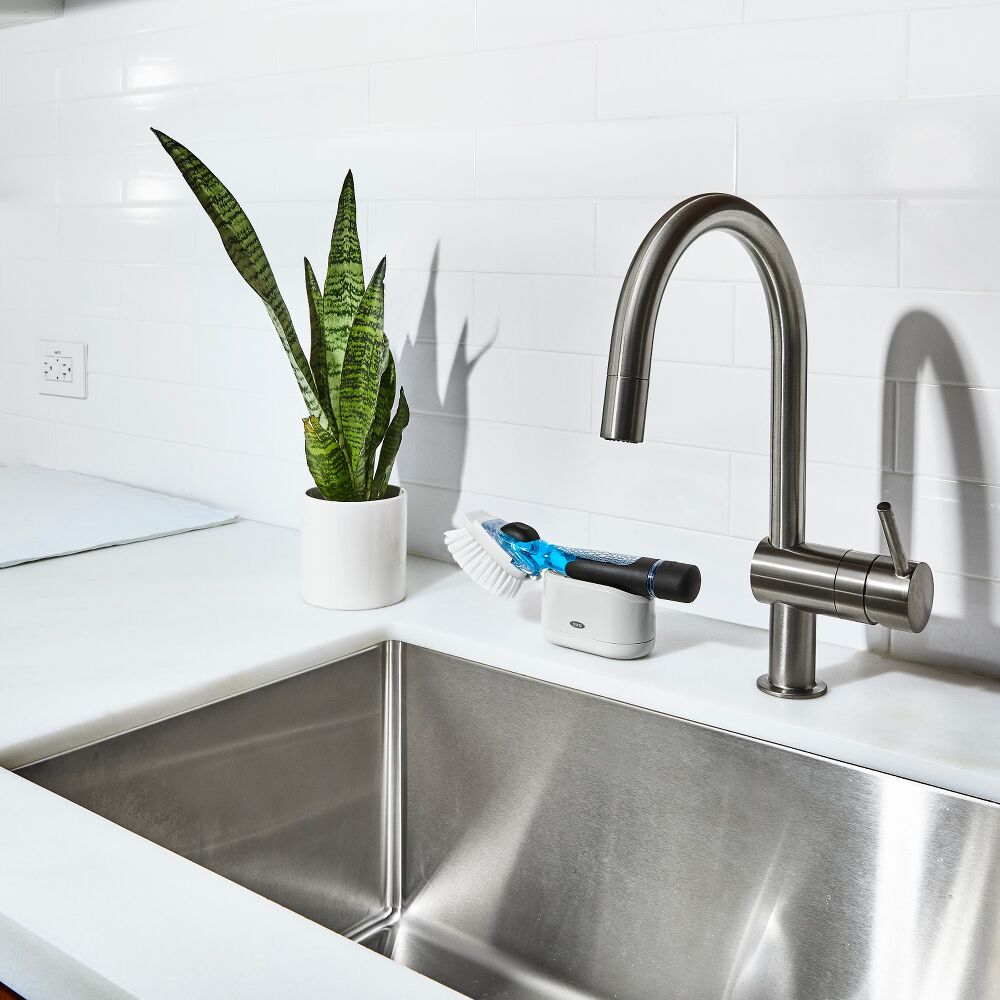 Soap Dispensing Dish Brush Storage Set G7