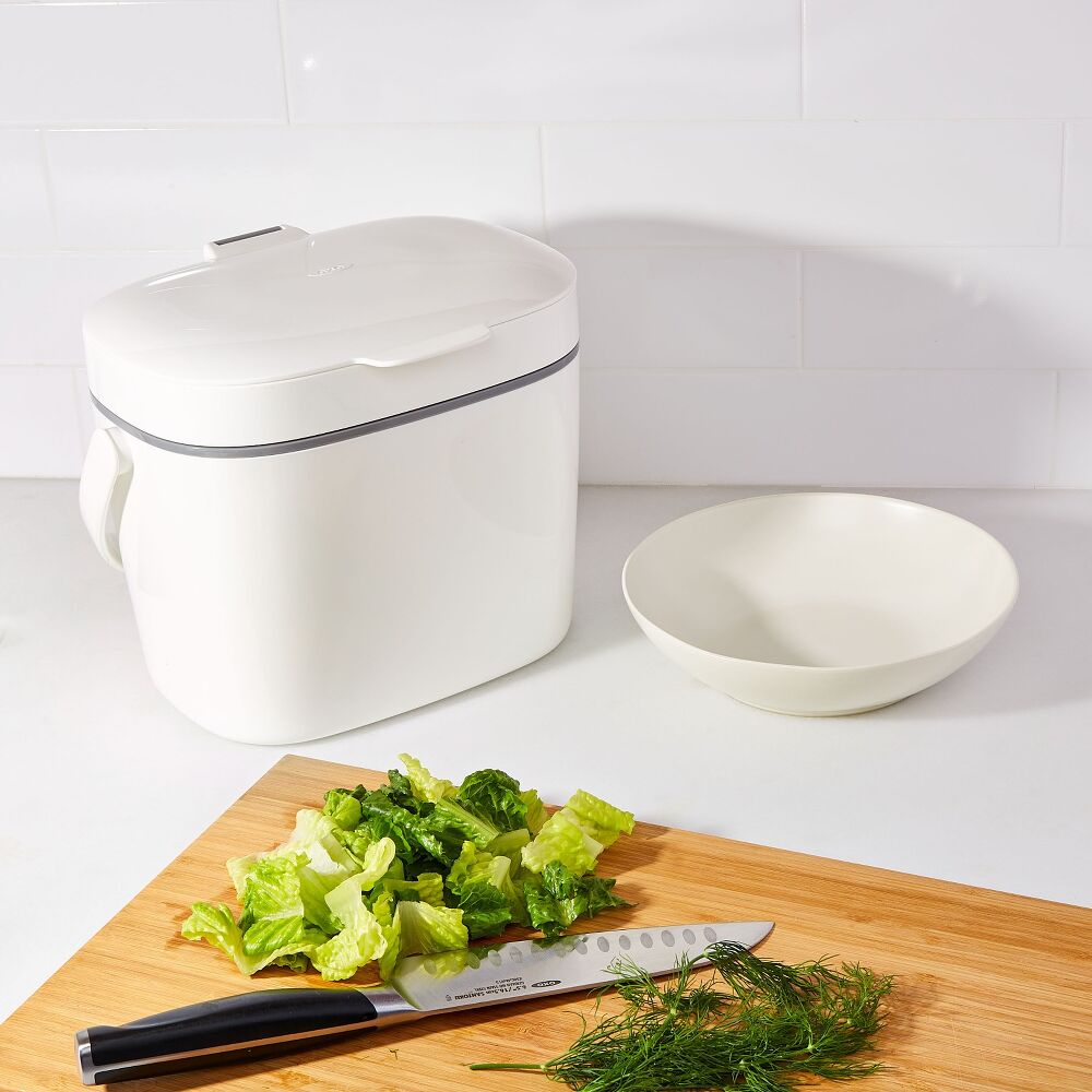 Easy-Clean Compost Bin - 1.75 Gal F9
