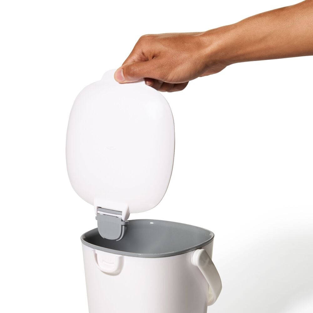 Easy-Clean Compost Bin - 0.75 Gal V7