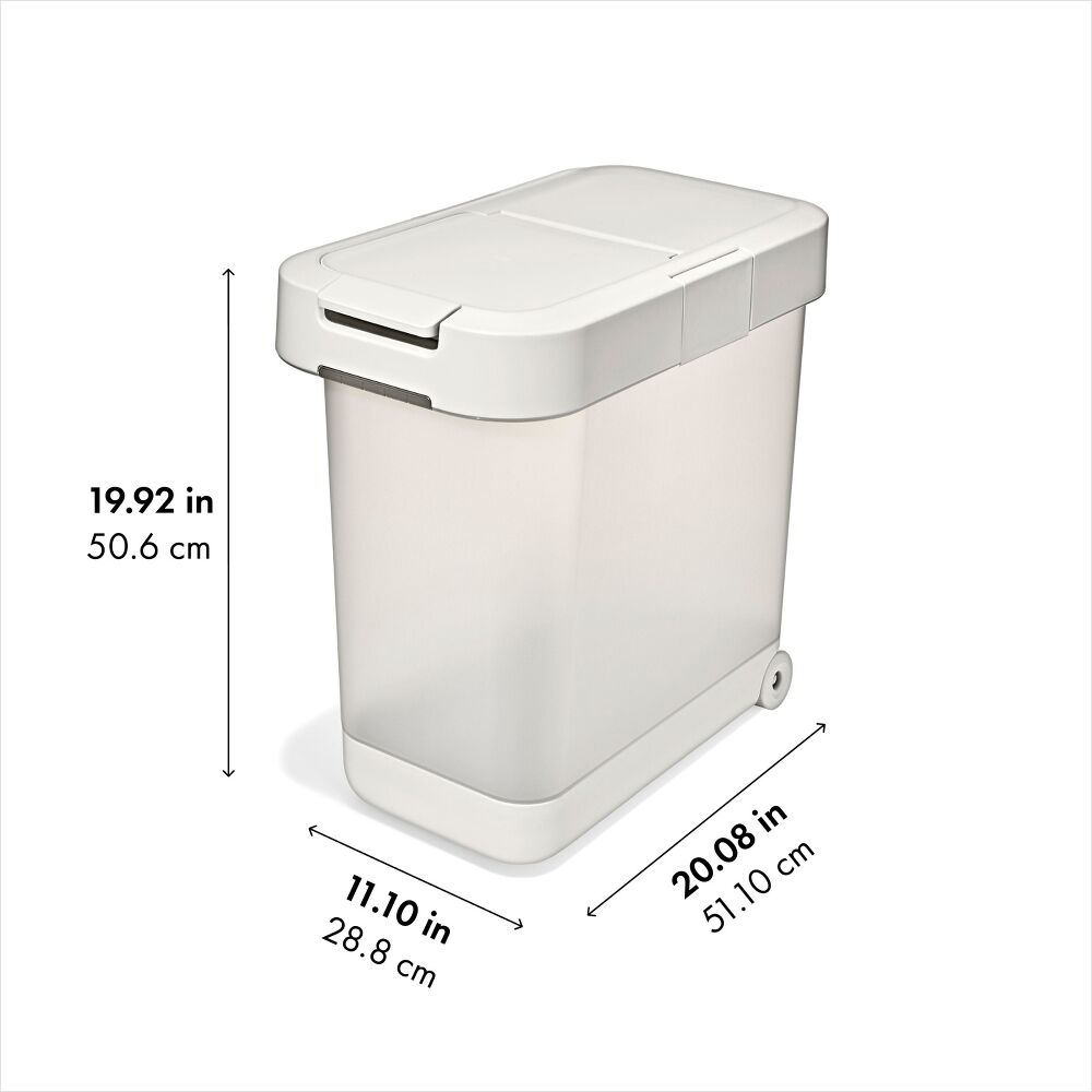 OXO Pet Airtight Food Container with Scoop — Large P3