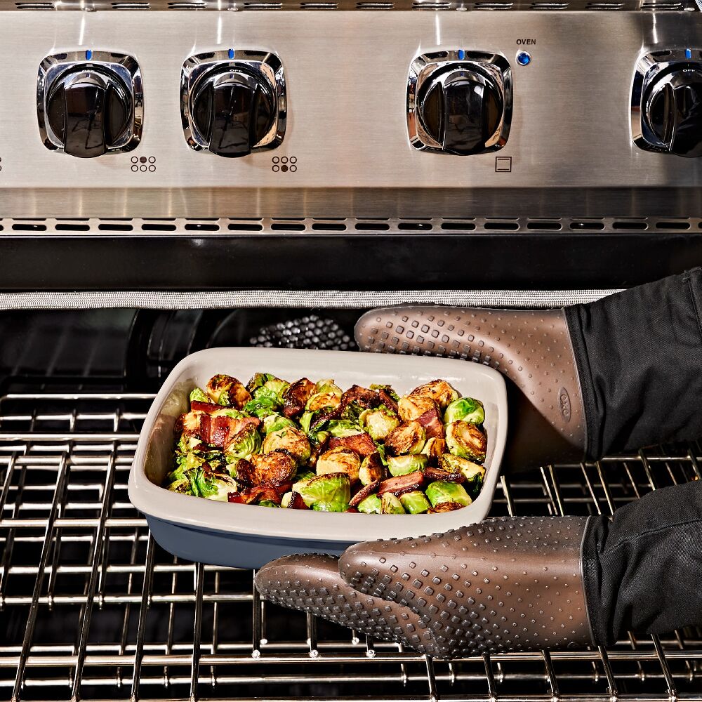 2 Qt Square Stoneware Baking Dish G3