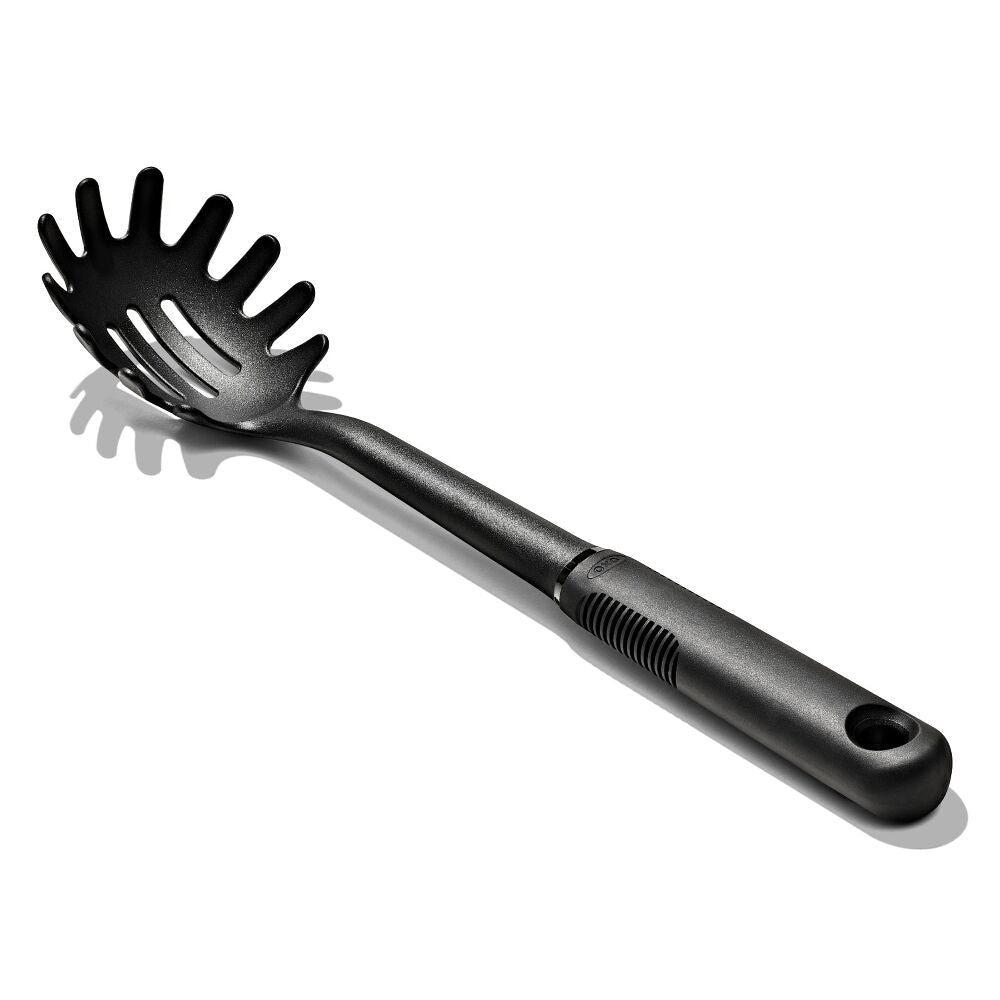 OXO Good Grips Nylon Spaghetti Server C2