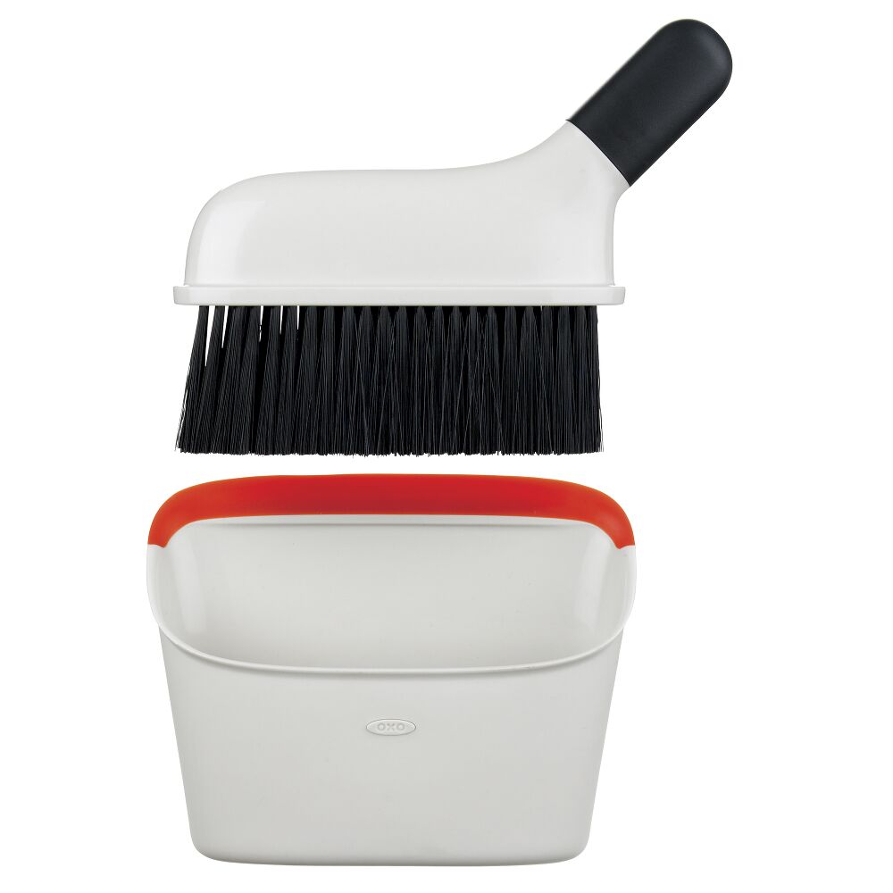 Compact Dustpan & Brush Set D4