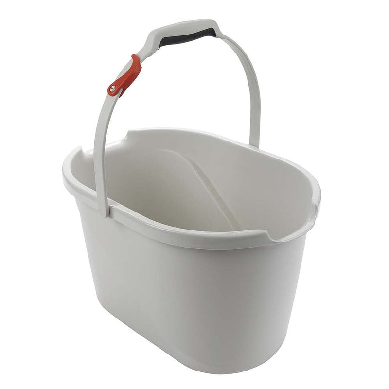 Angled Measuring Bucket W9