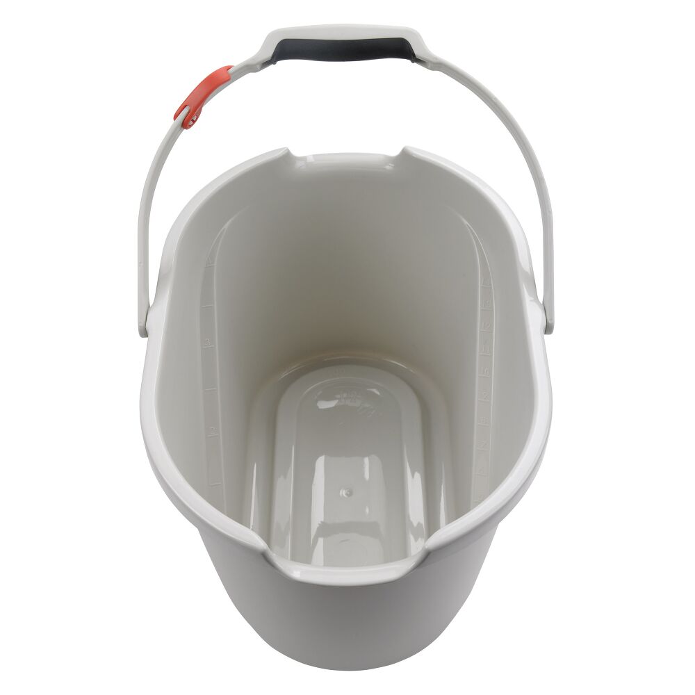 Angled Measuring Bucket W9