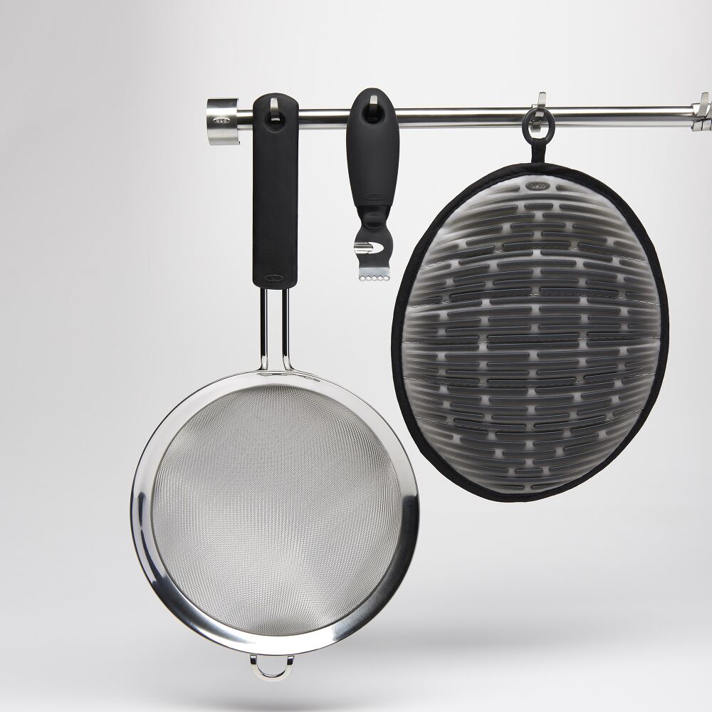 6" Strainer N0
