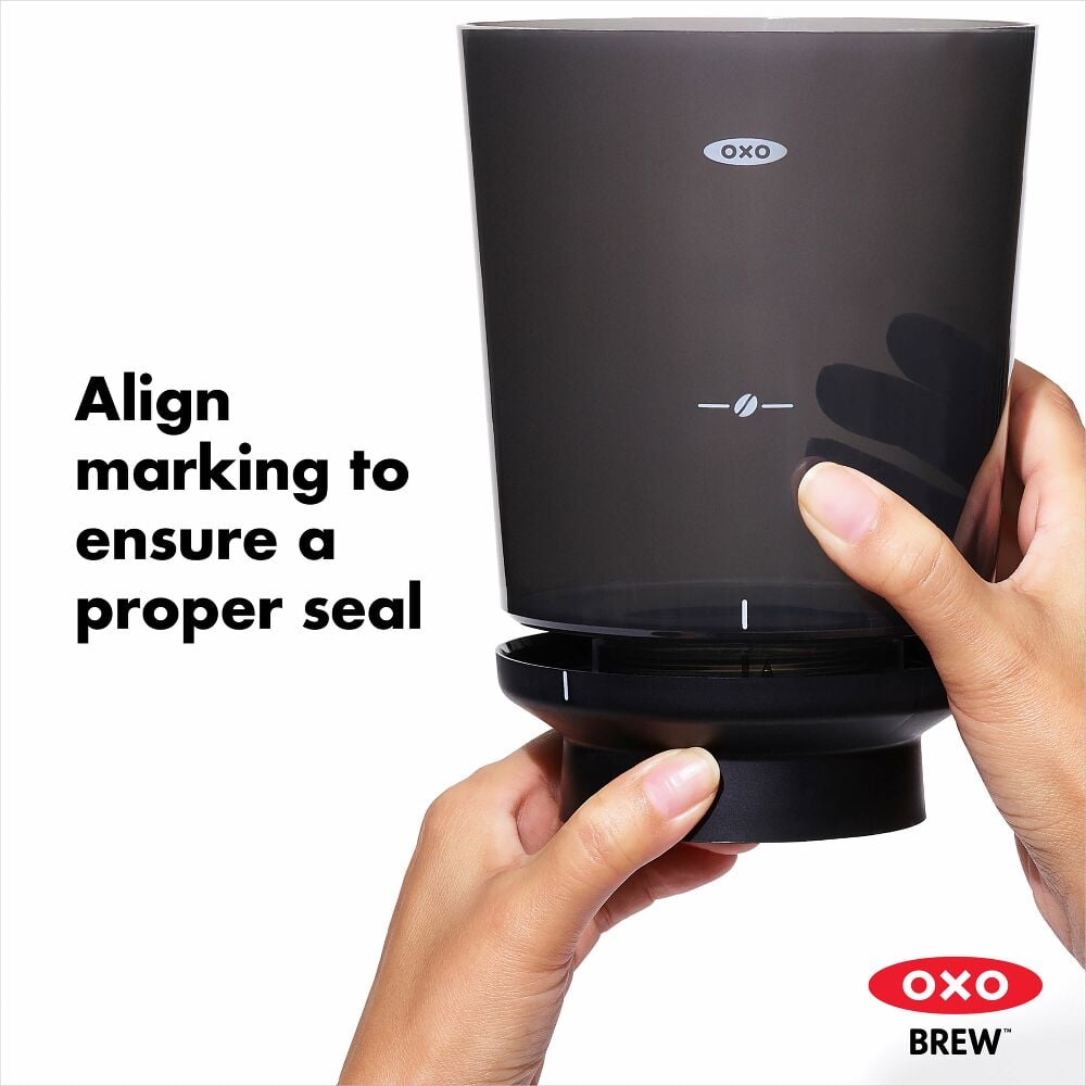 Compact Cold Brew Coffee Maker P1