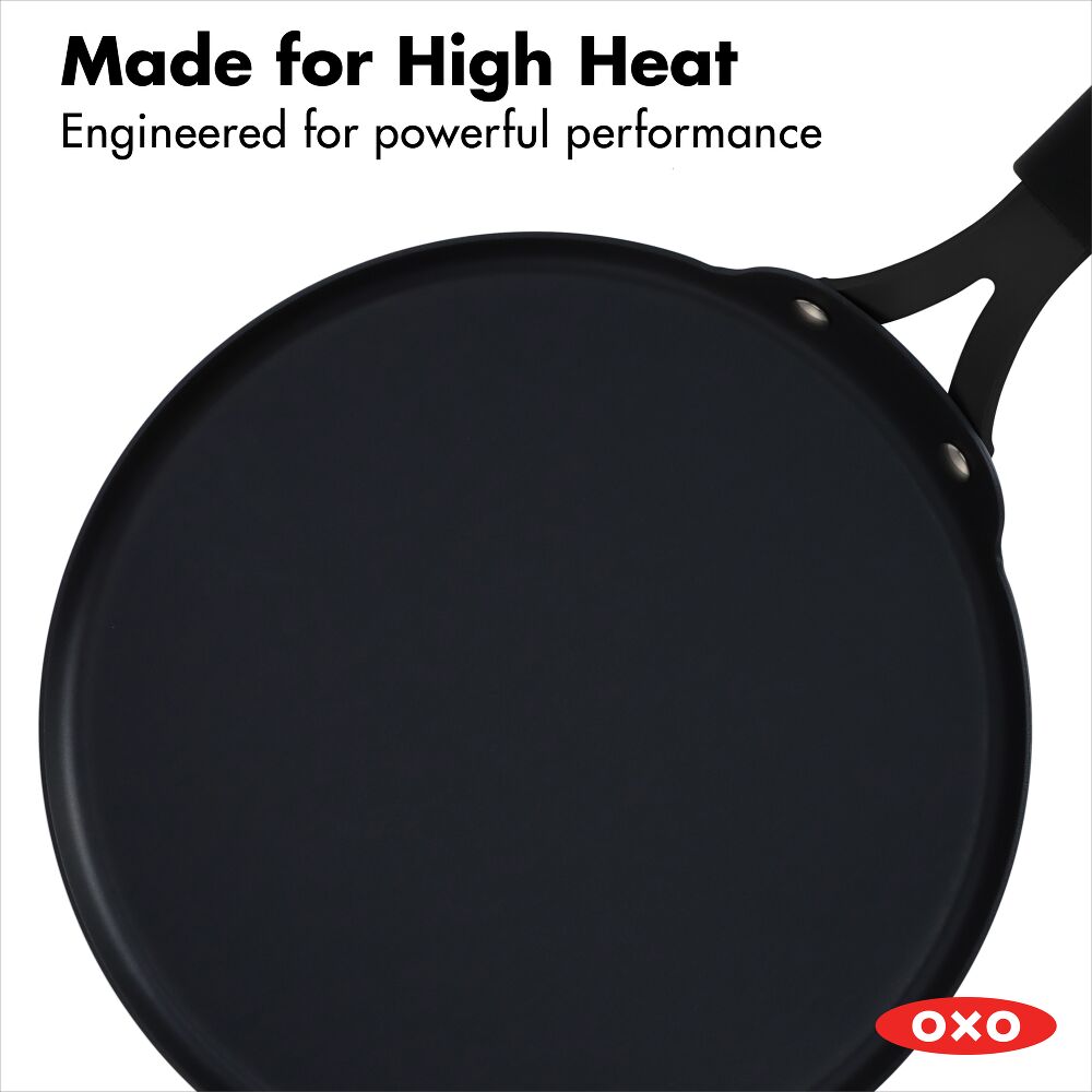 Obsidian Carbon Steel 10-Inch Crêpe Pan with Silicone Sleeve S9