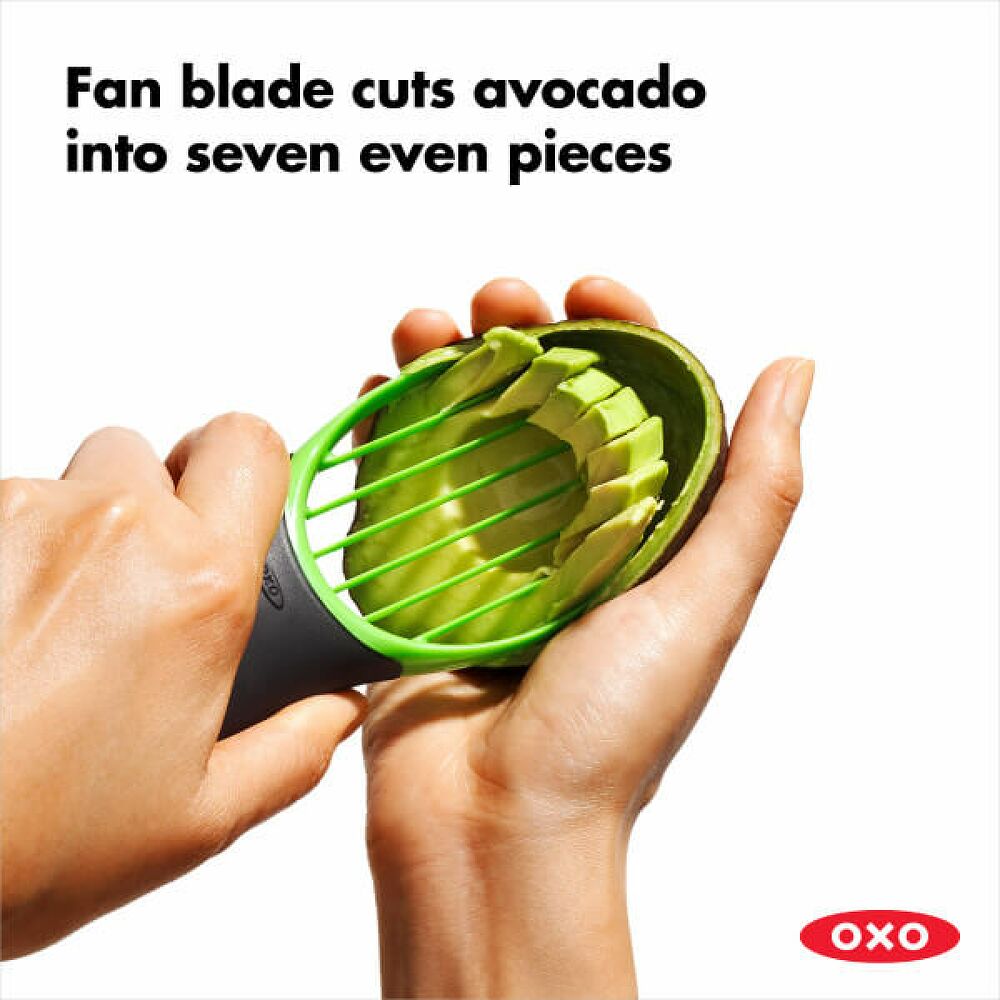 3-in-1 Avocado Slicer D7