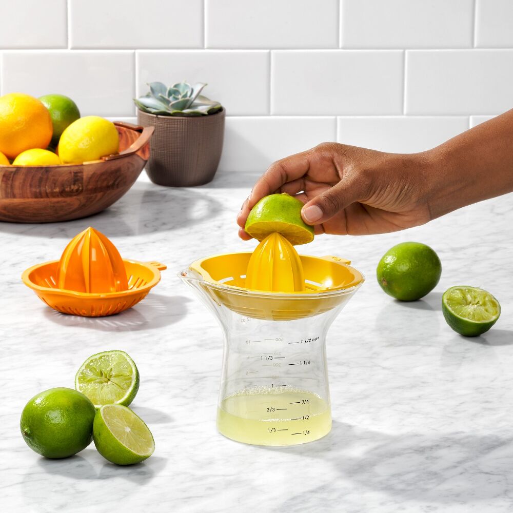 2-in-1 Citrus Juicer D1