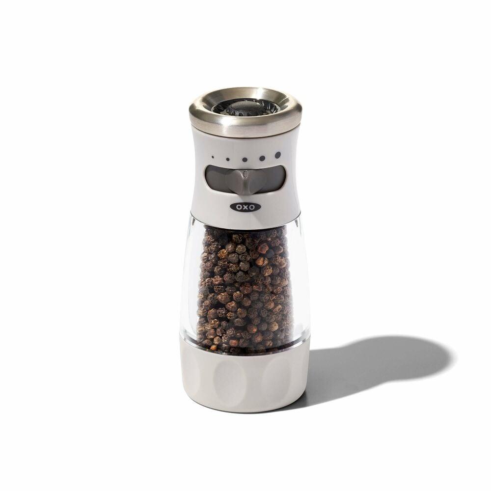 Contoured Mess-Free Pepper Grinder H4