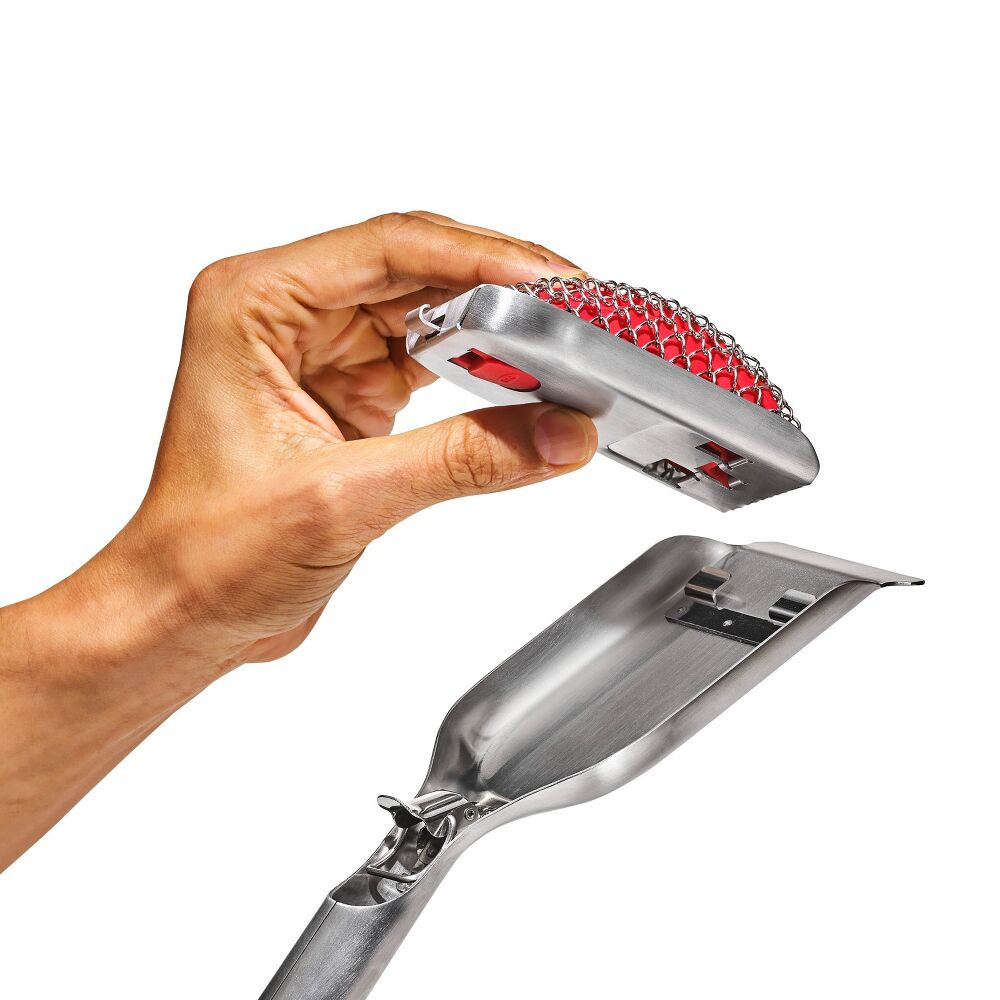 Coiled Grill Brush With Replaceable Head L7