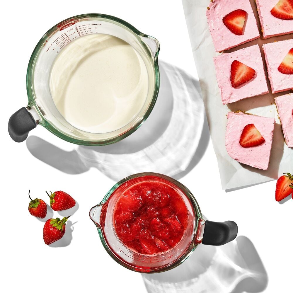4 Cup Glass Measuring Cup R7