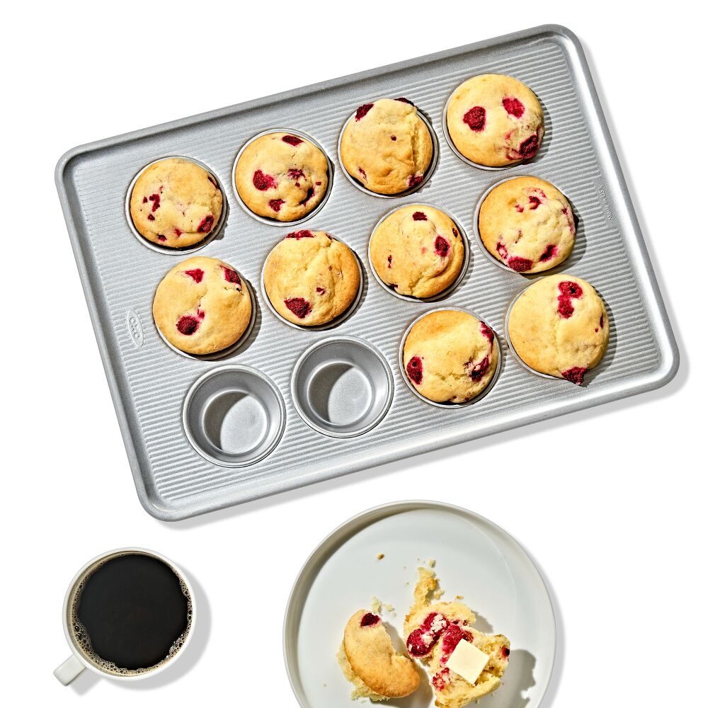 Nonstick Pro Clear Coated 12 Cup Muffin Pan C1