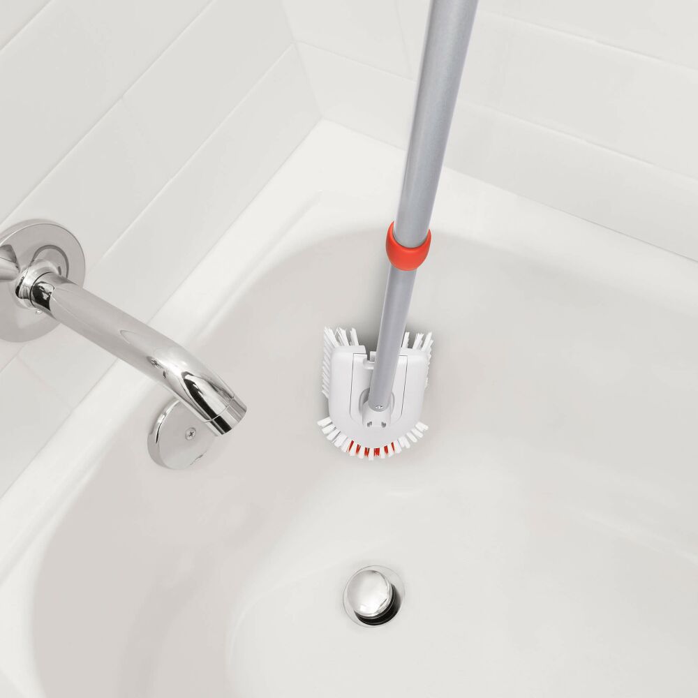 Extendable Tub & Tile Brush I6