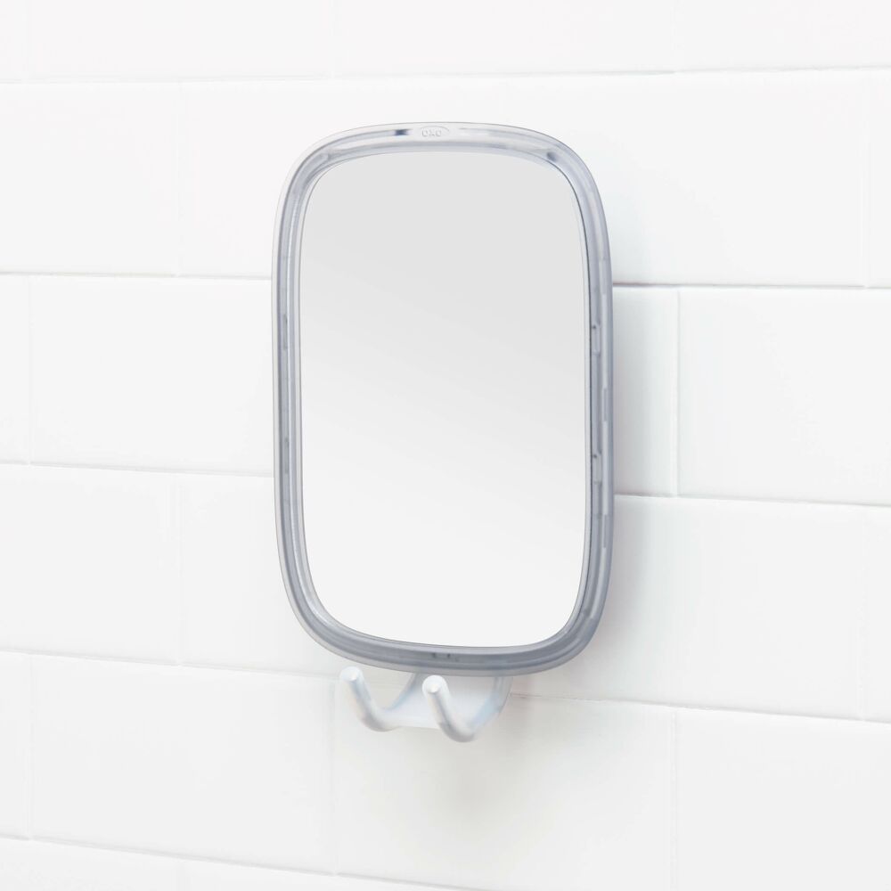StrongHold™ Suction Fogless Mirror P3