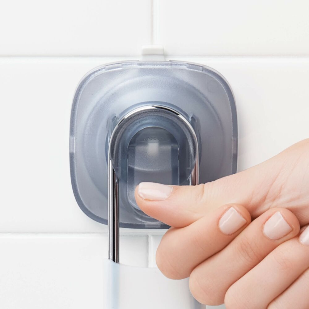StrongHold™ Suction Fogless Mirror P3
