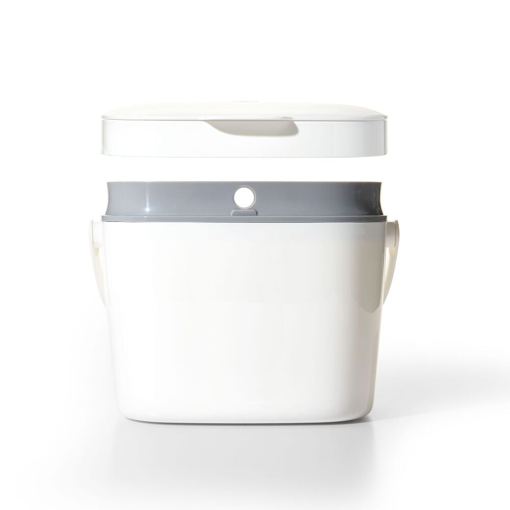 Easy-Clean Compost Bin - 1.75 Gal F9