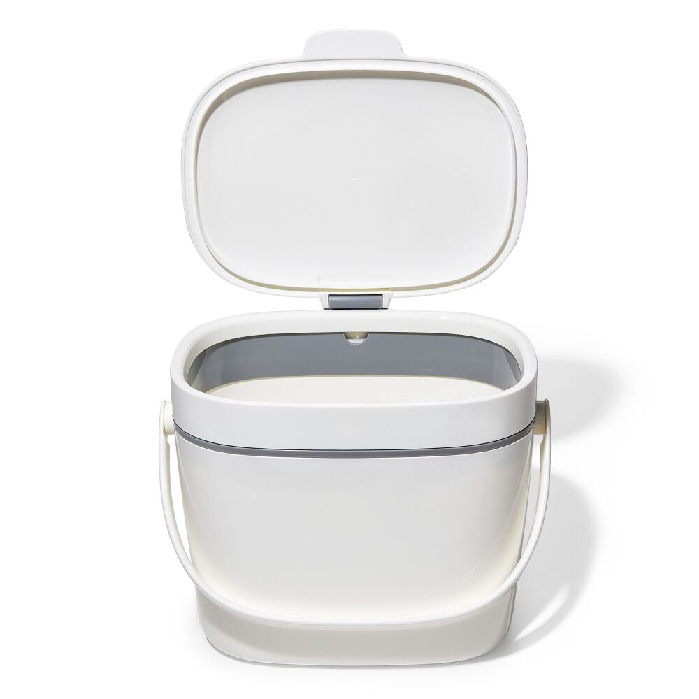 Easy-Clean Compost Bin - 1.75 Gal F9
