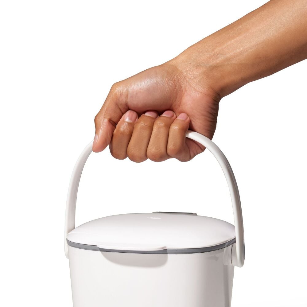 Easy-Clean Compost Bin - 0.75 Gal V7
