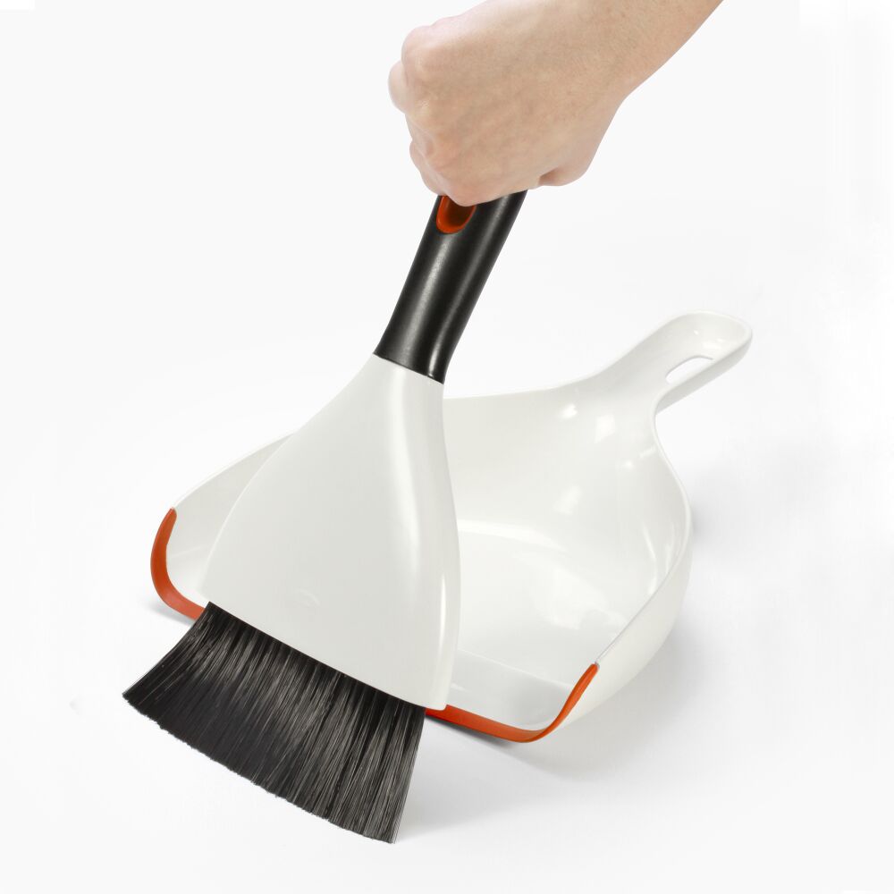 Dustpan & Brush Set T8