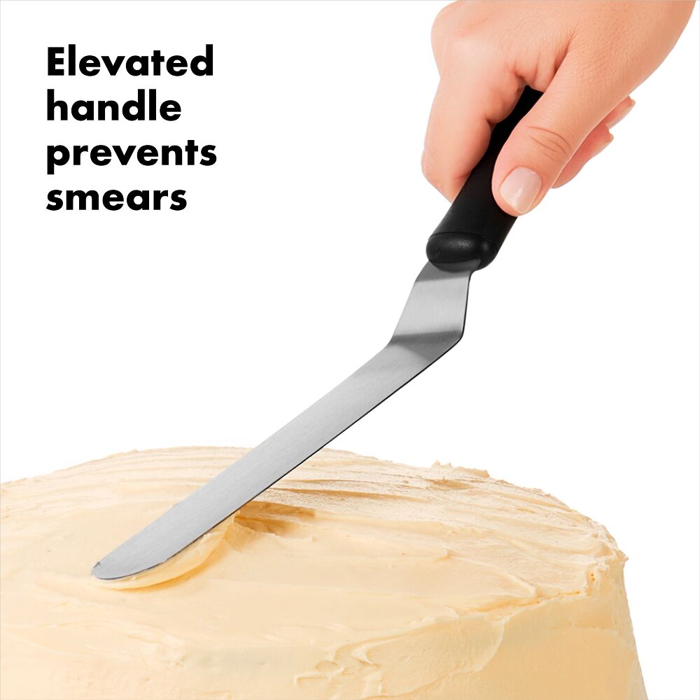 Bent Icing Knife C6