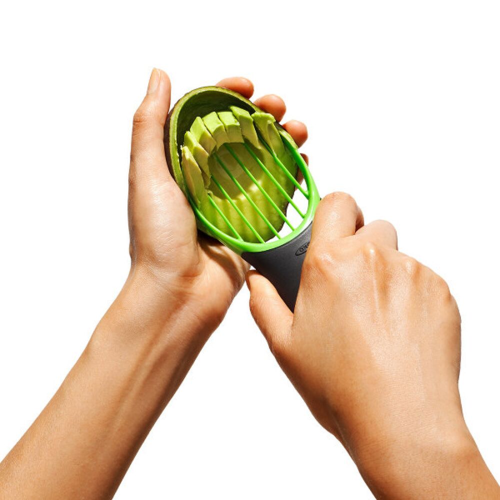 3-in-1 Avocado Slicer D7