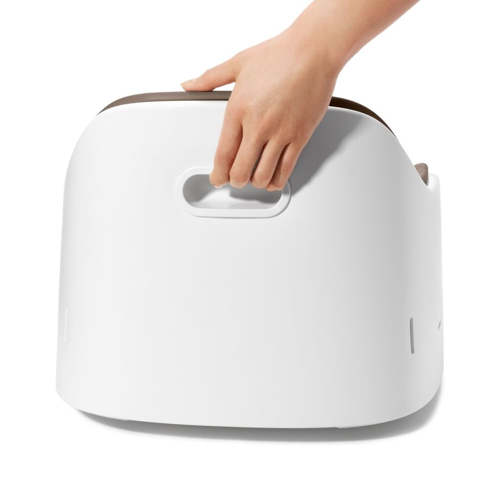 Nest Booster Seat with Removable Cushion D0