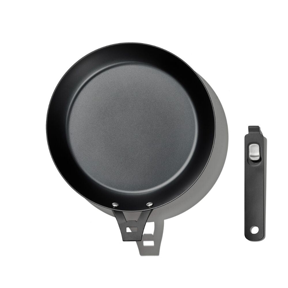 Carbon Steel With Removable Handle 10in Pan G8