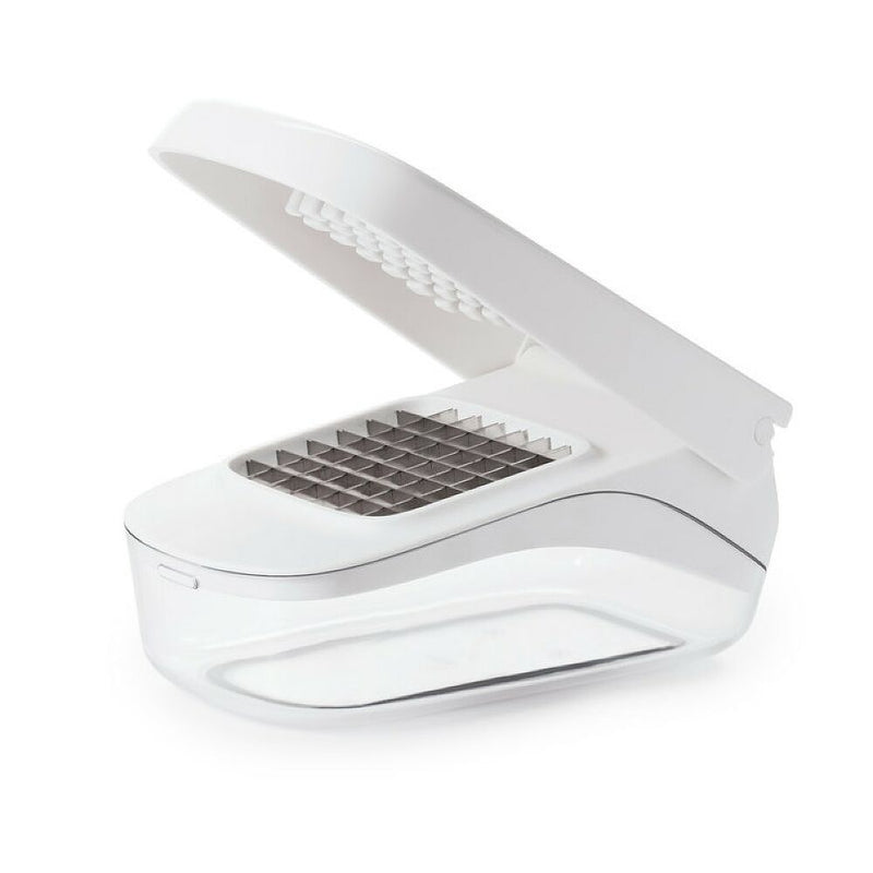 Vegetable Chopper with Easy-Pour Opening Q4