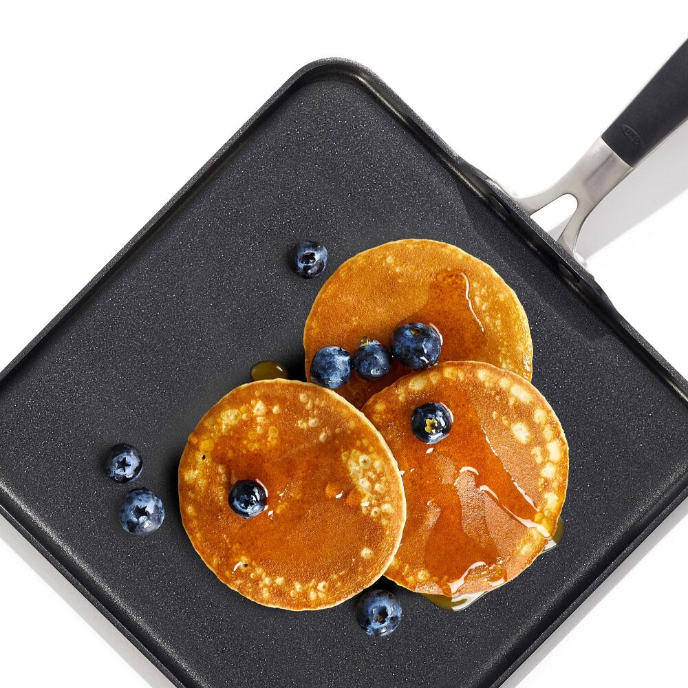 OXO Stainless Steel Everyday 11 in Square Griddle B7