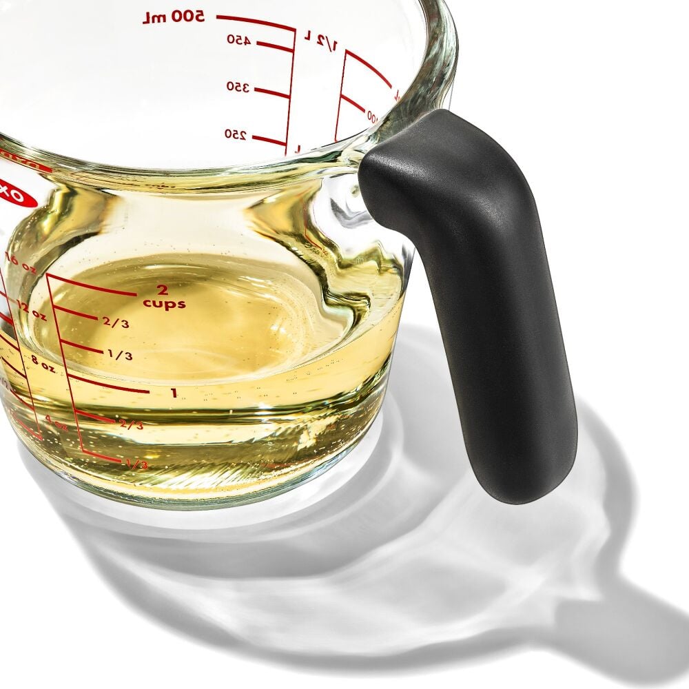 2 Cup Glass Measuring Cup with Lid C6