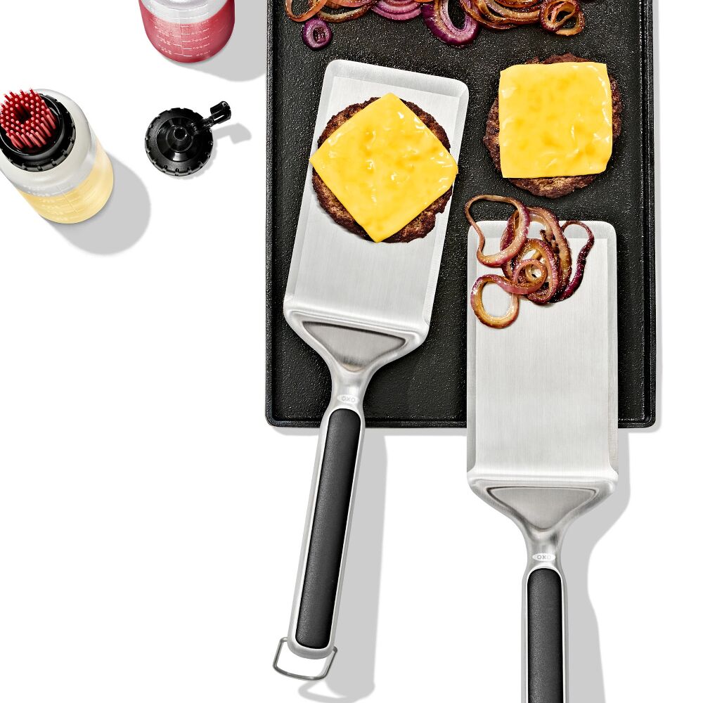 OXO Outdoor Large Griddle Turner M7