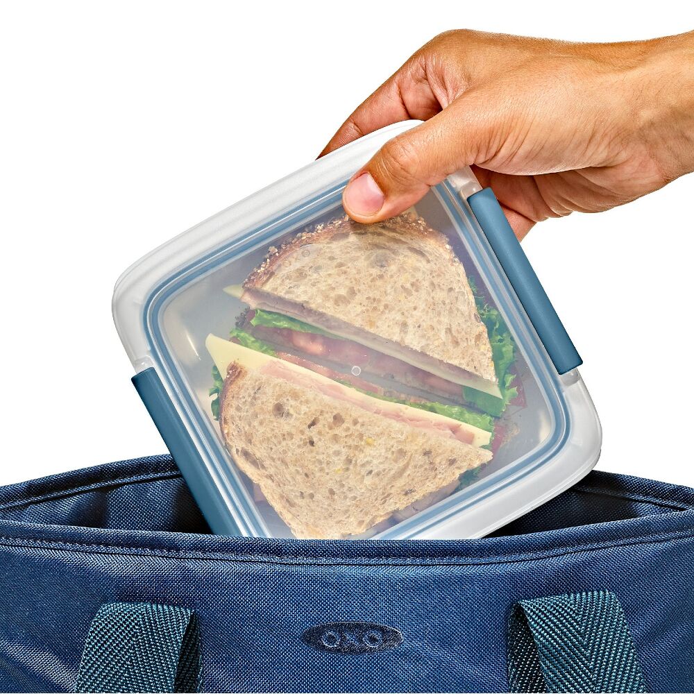 Prep & Go Slim Container with Removable Divider - 1.8 Cups/0.4 L E8