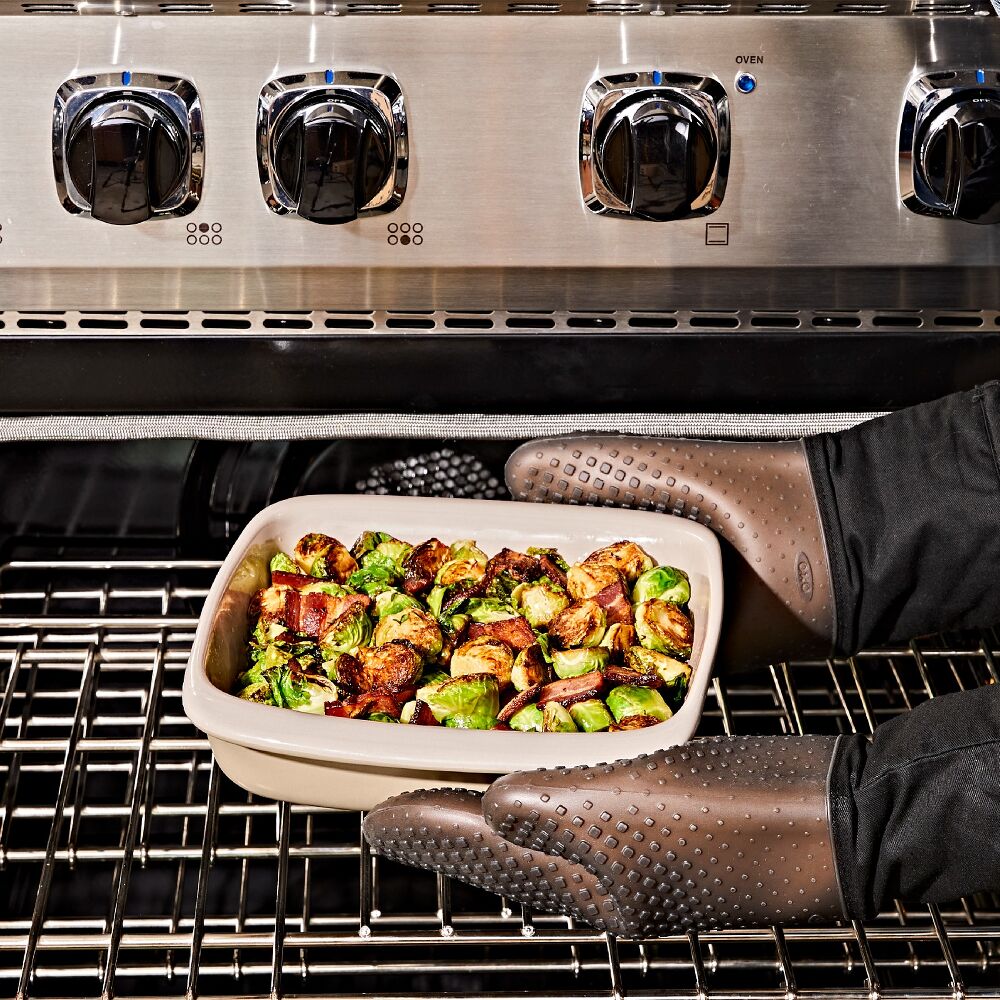 2 Qt Square Stoneware Baking Dish G3
