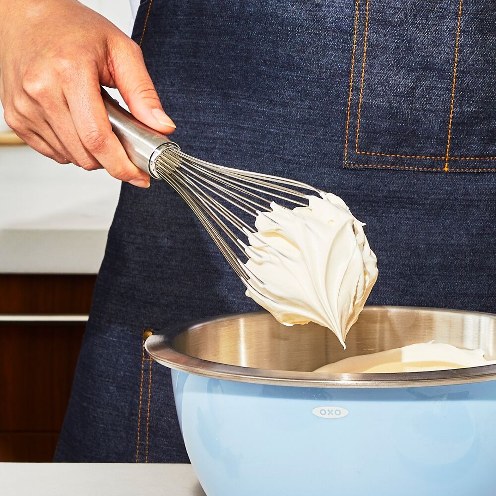 11in Balloon Whisk T8