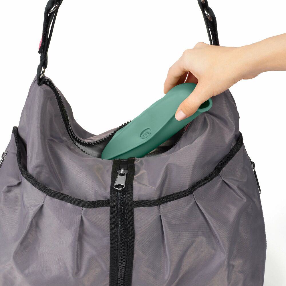 Roll-Up Bib Set O3