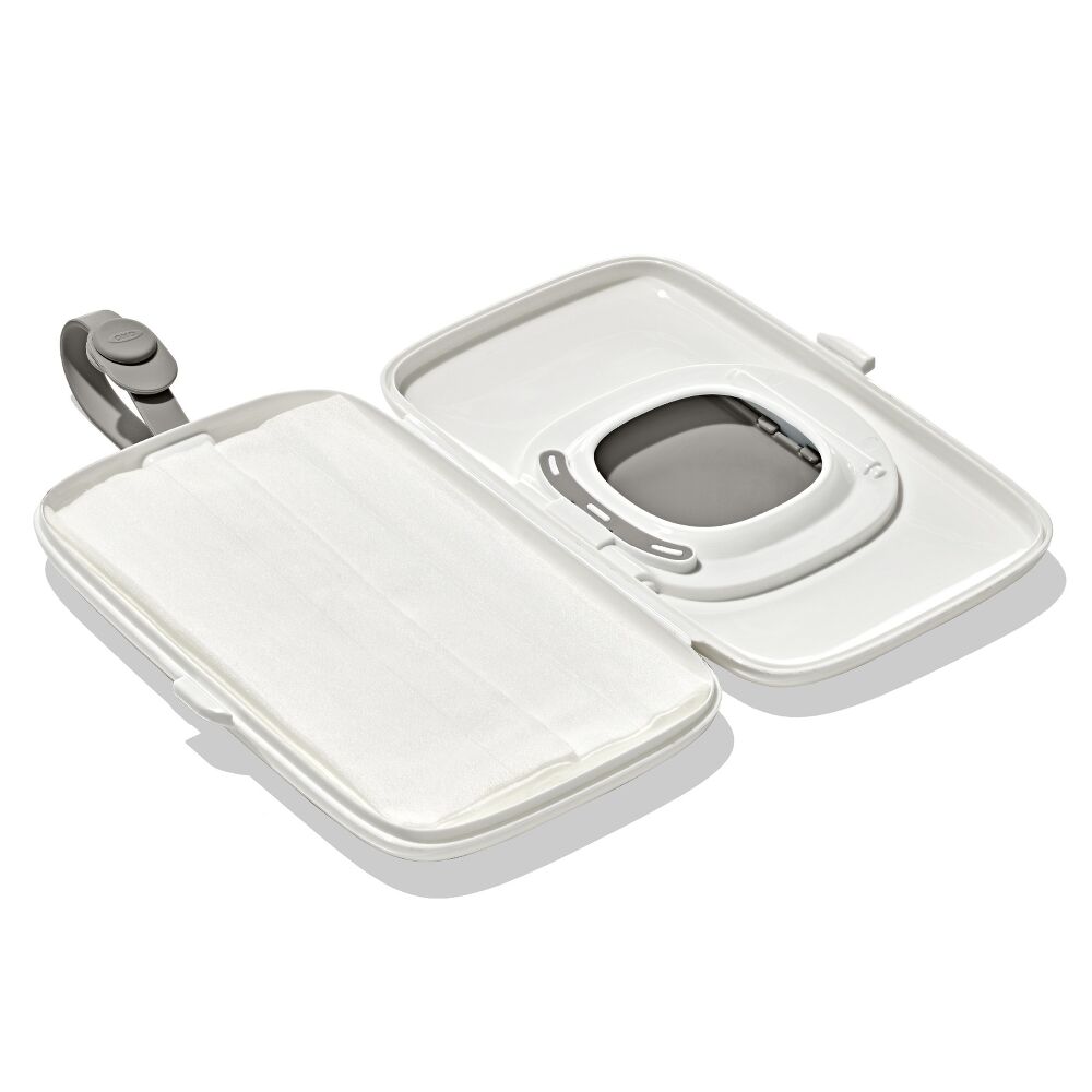 On-The-Go Wipes Dispenser E0