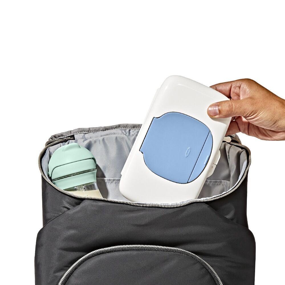 On-The-Go Wipes Dispenser E0